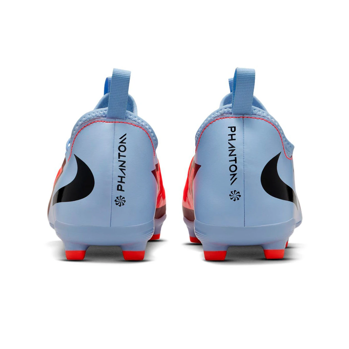Chuteira Nike Phantom 6 Low Academy FG/MG Criança