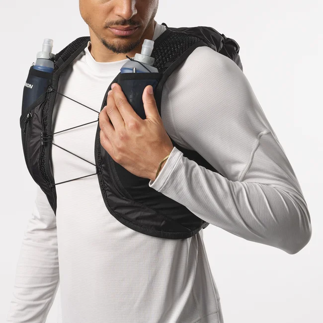 ACTIVE SKIN 12  Laufweste mit Flasks Unisex