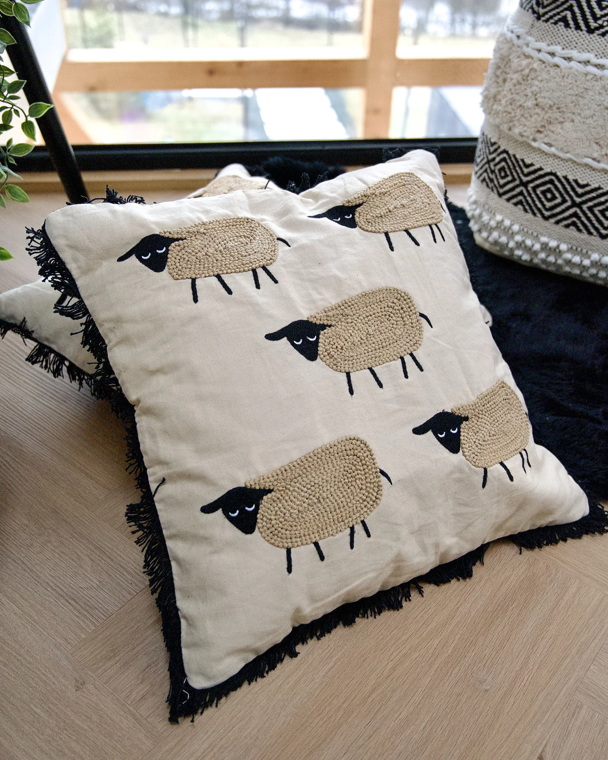 Set van 2 sierkussens BANNU Bouclé 45 x 45 cm Beige