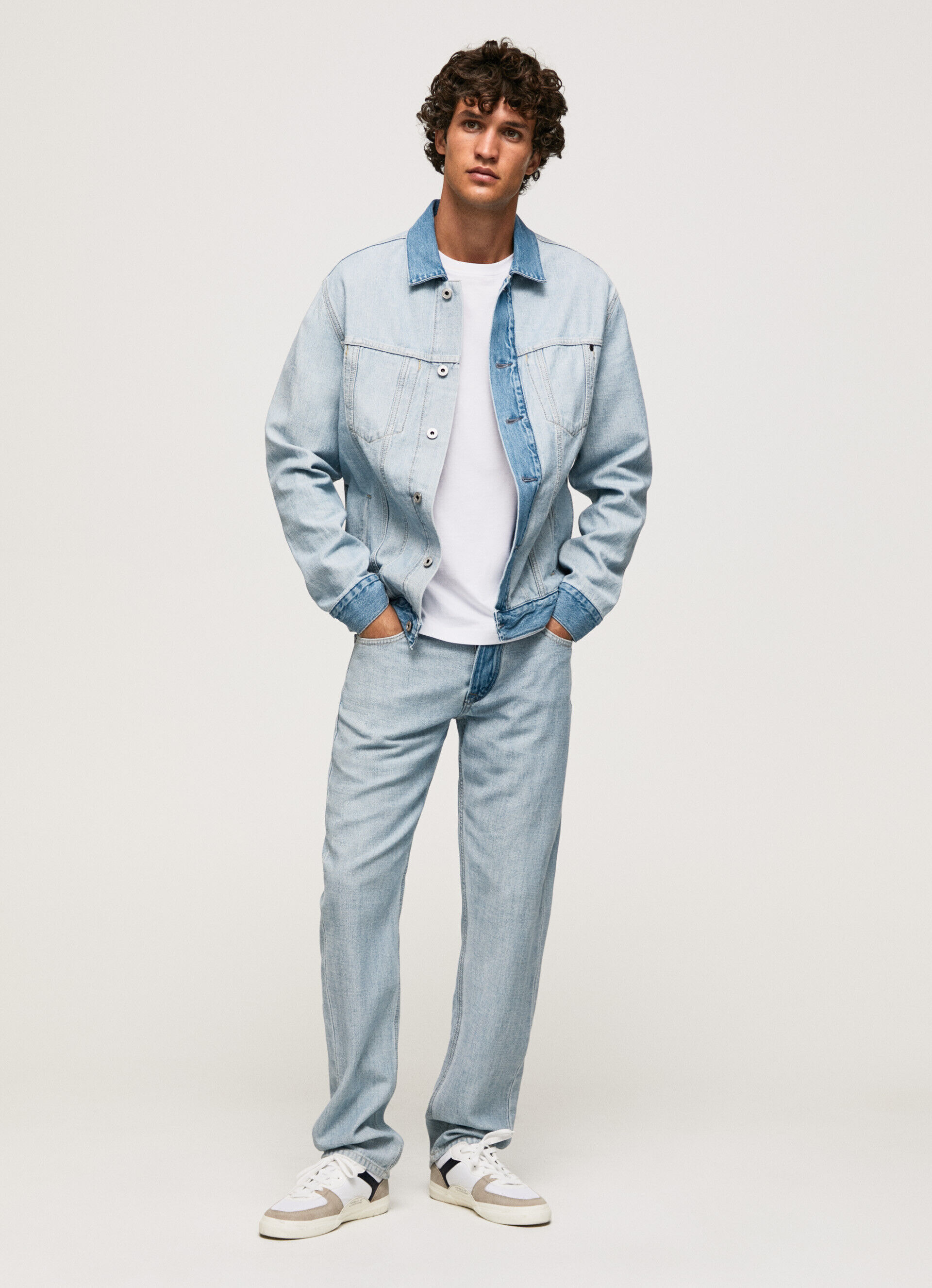 Jaqueta jeans com efeito 