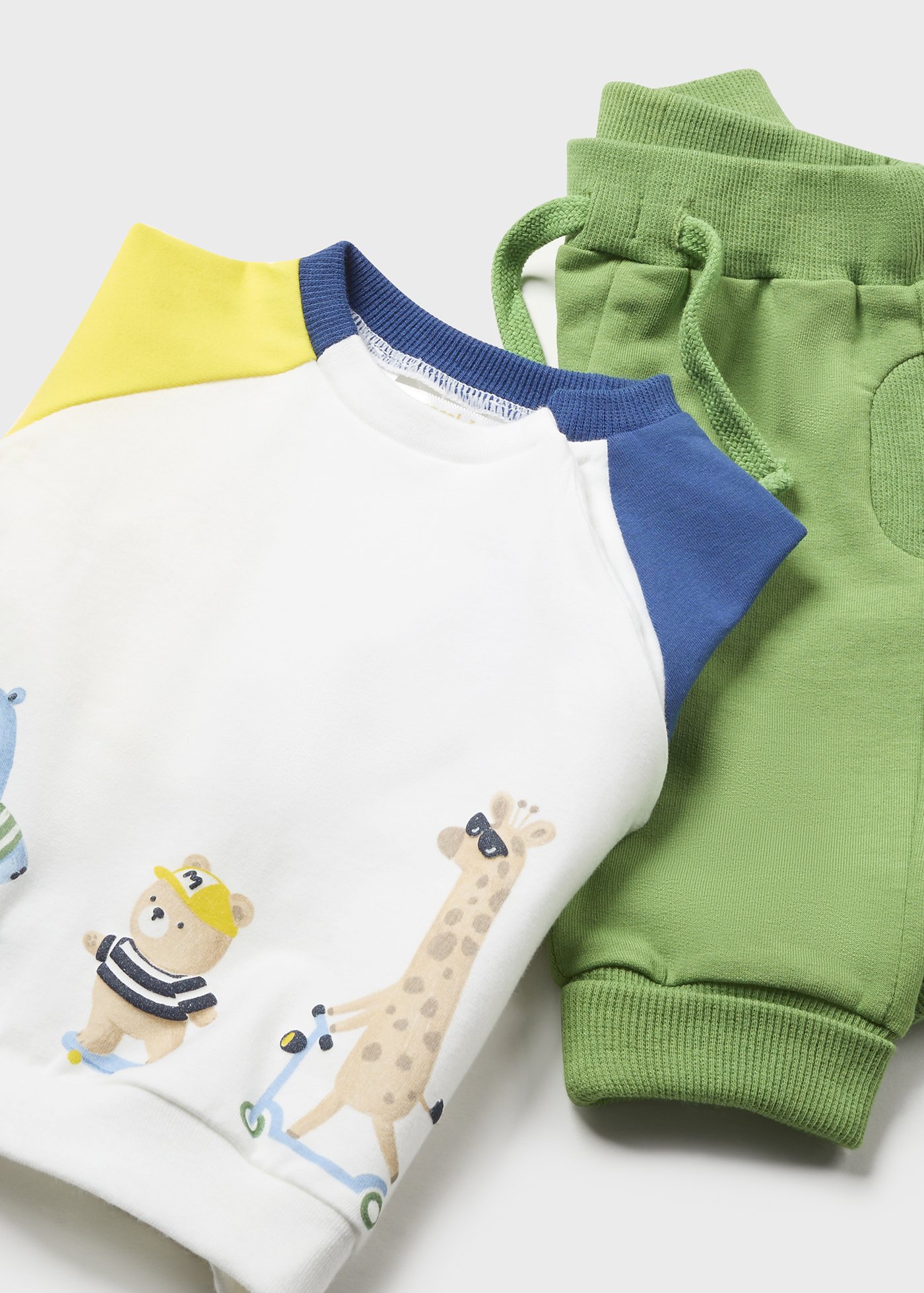 Conjunto de moletom Better Cotton de 4 peças para recém-nascidos, Mate