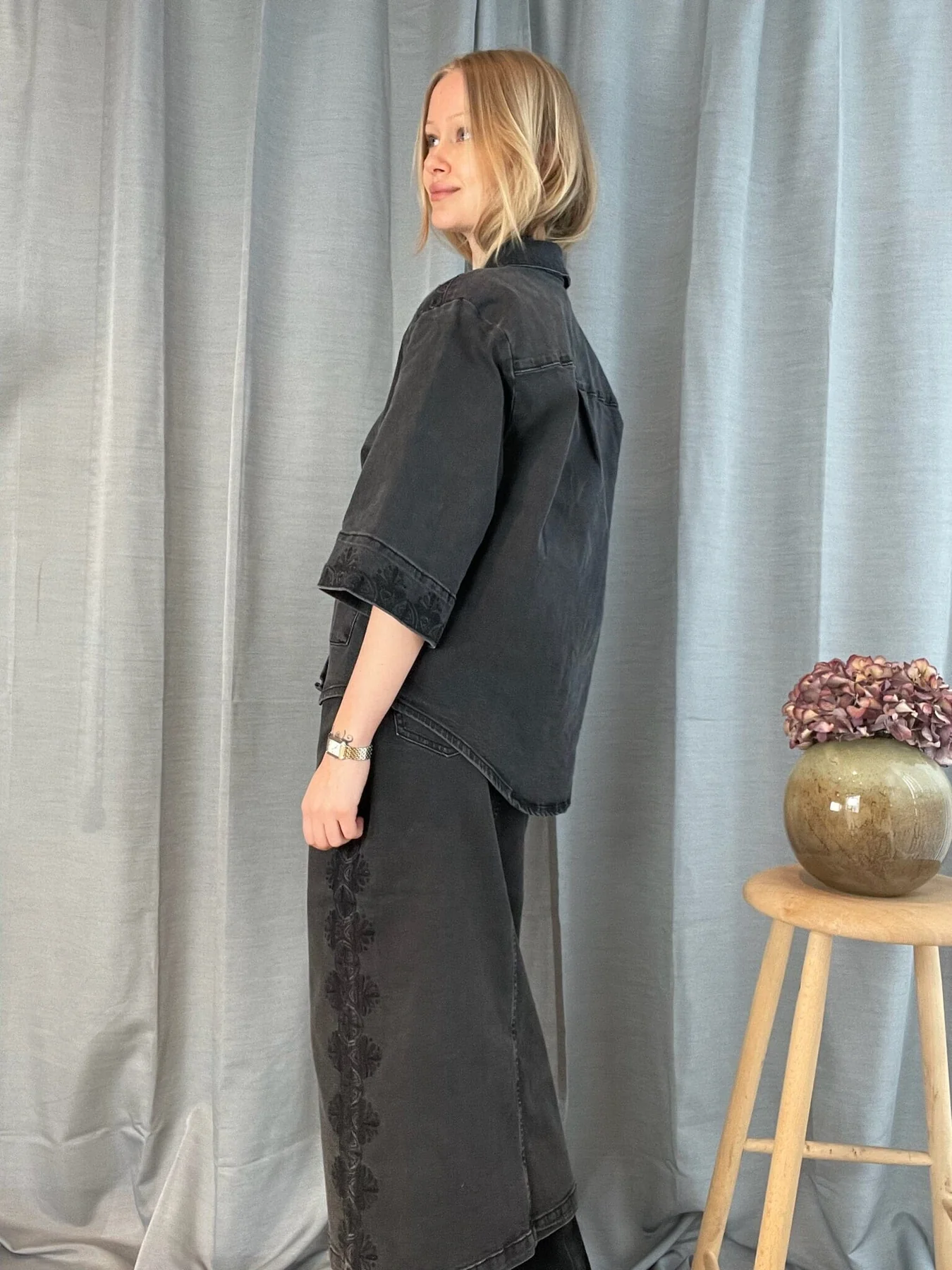 Sisters Point Olia-Sk3 060 m grey wash black