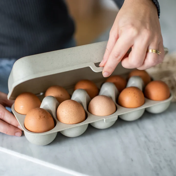 Koziol - Eggs to go Mehrweg Eierbehälter, organic rot