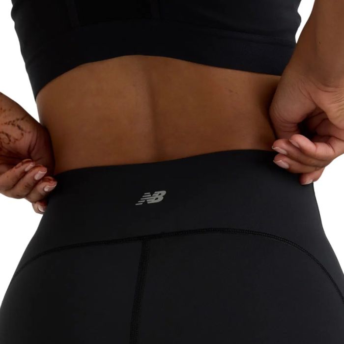 New Balance Dame Korte tights NB Sleek Pocket High Rise 6 Inch Shorts Sort