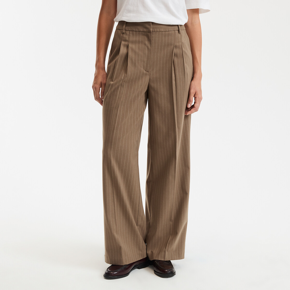 COLEÇÕES LA REDOUTE<br>Calças largas com riscas, assinatura SIMEO