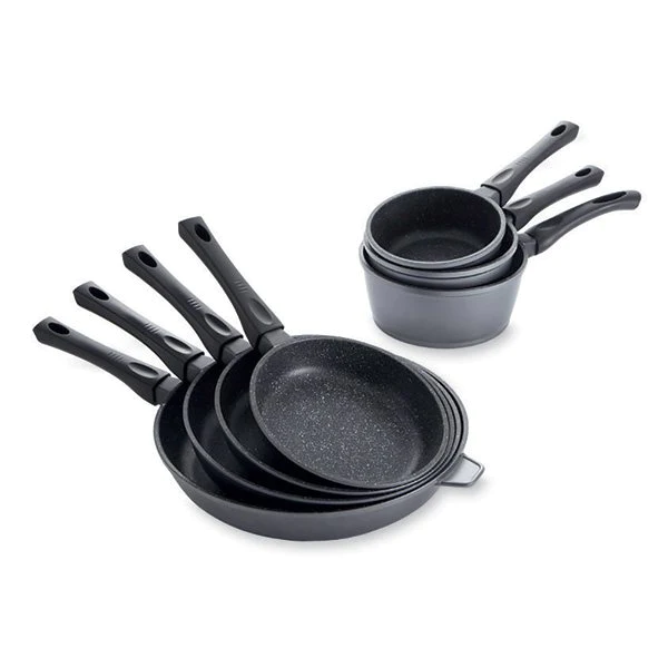 Lot de 4 poêles et 3 casseroles avec revêtement Dur comme la pierre Ma