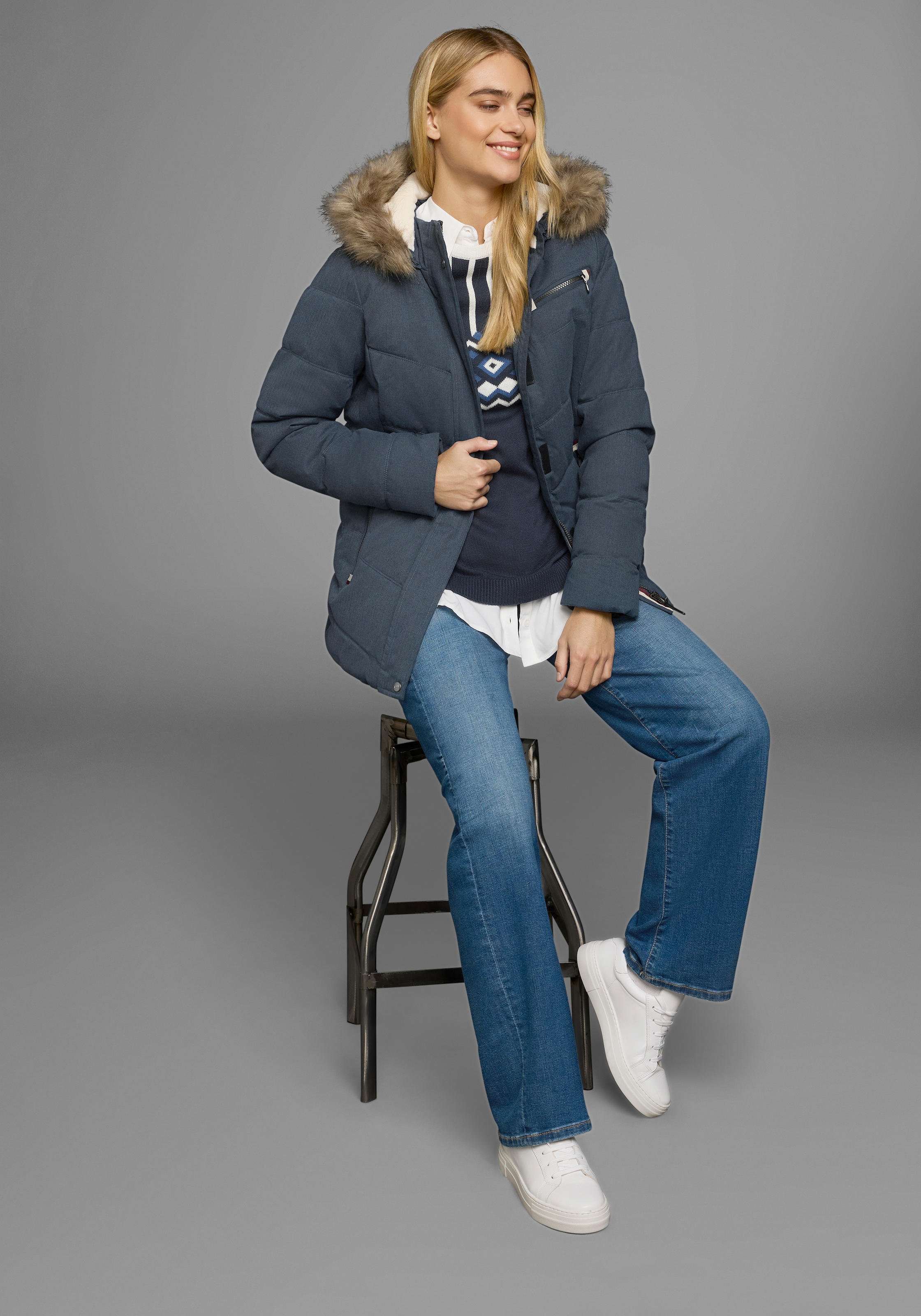 Polarino Steppjacke mitKapuze mit abnehmbarer Kapuze,  mit Fellimitat,  viele Taschen