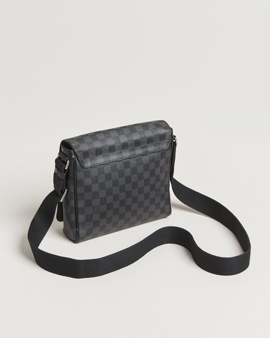 Louis Vuitton Pre-Owned District PM Messenger Bag Damier Graphite