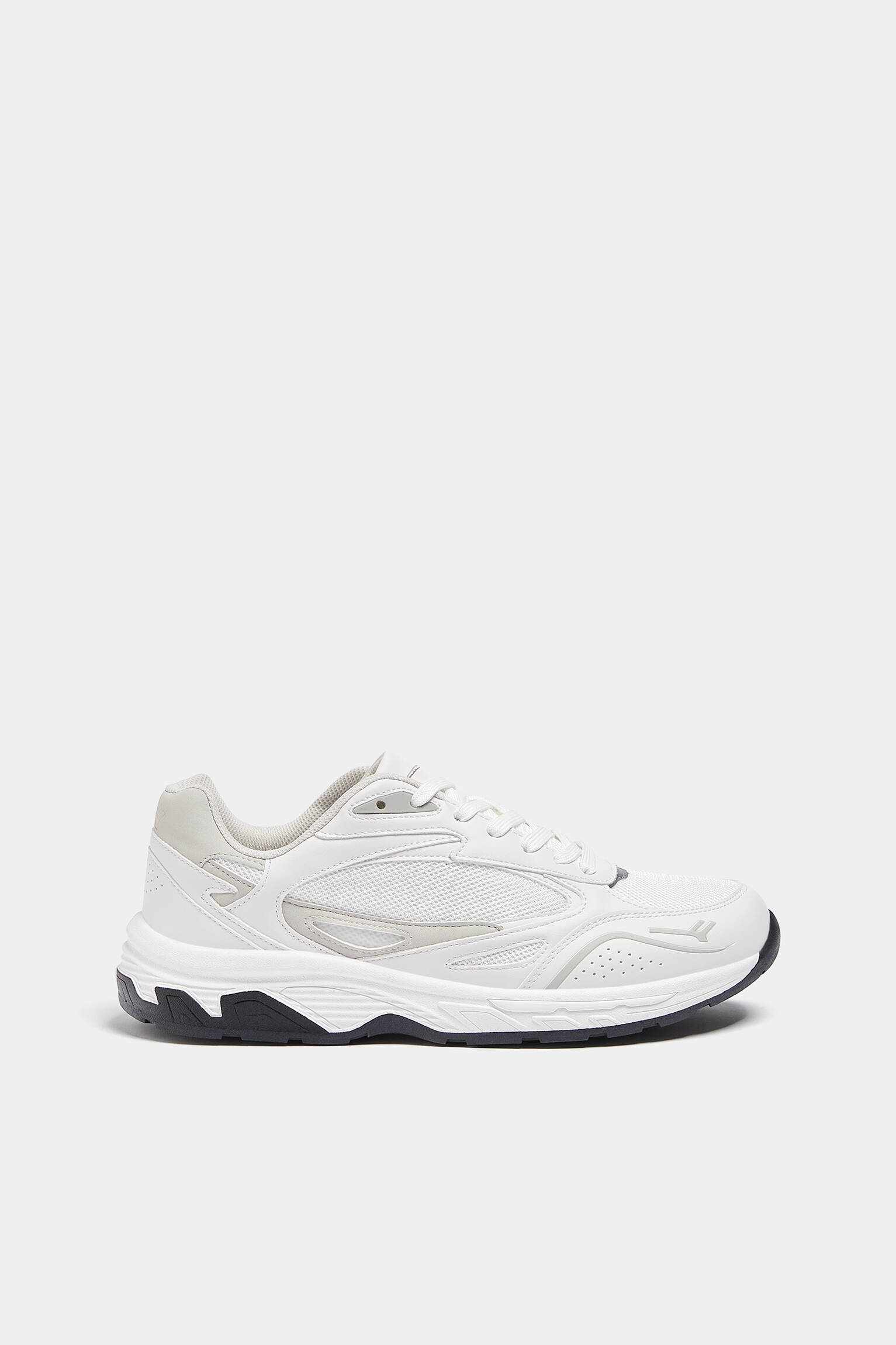TÊNIS ESPORTIVO RETRÔ - BRANCO