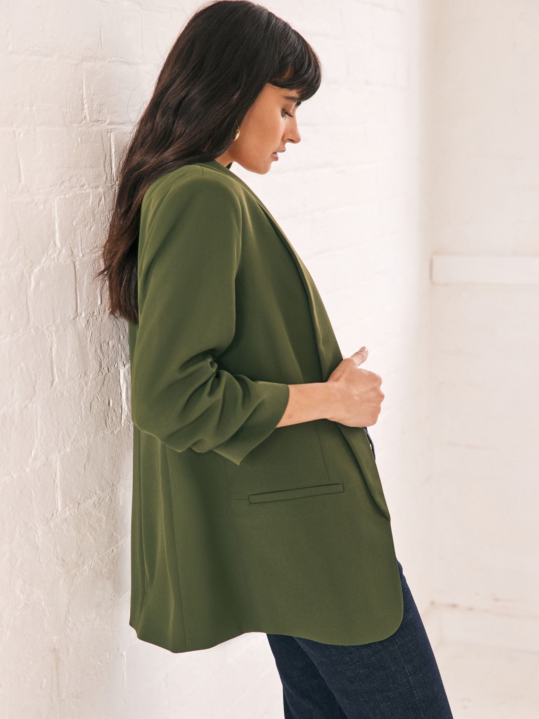 Olijfgroen - Ruimvallend blazer met gerimpelde mouwen