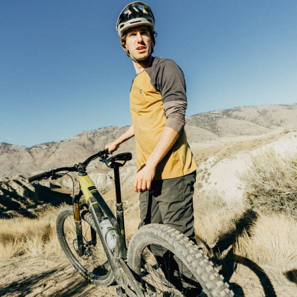 T-shirt thermique MONS ROYALE TARN MERINO SHIFT WIND JERSEY M CUMIN DUST