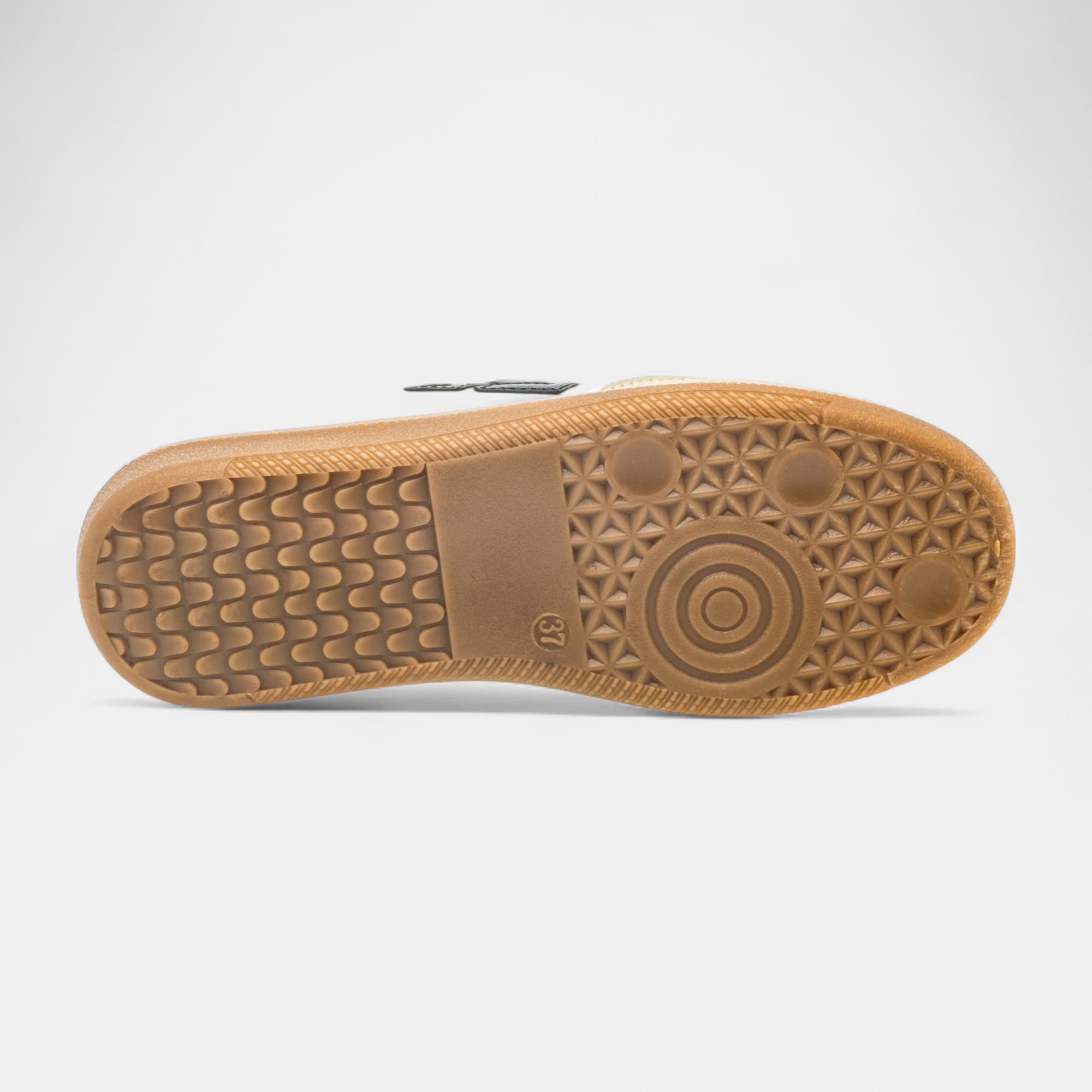 Baskets basses Femme blanc noir