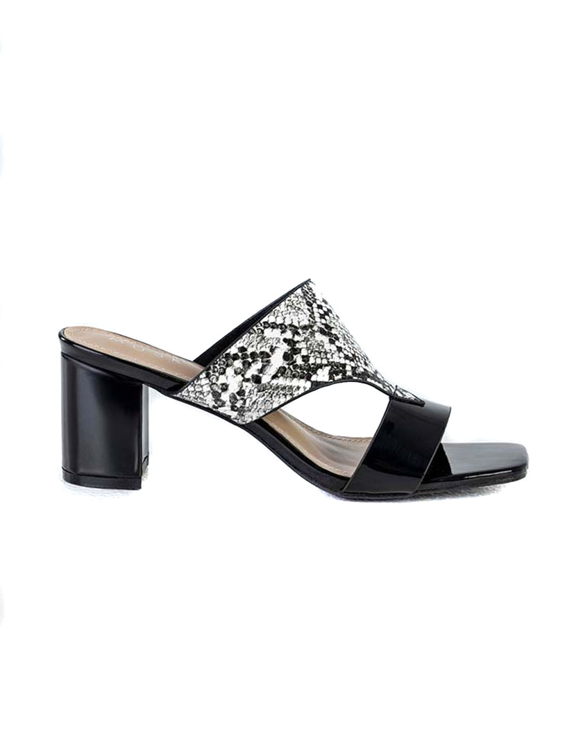 Ladies Multicolor Sandals