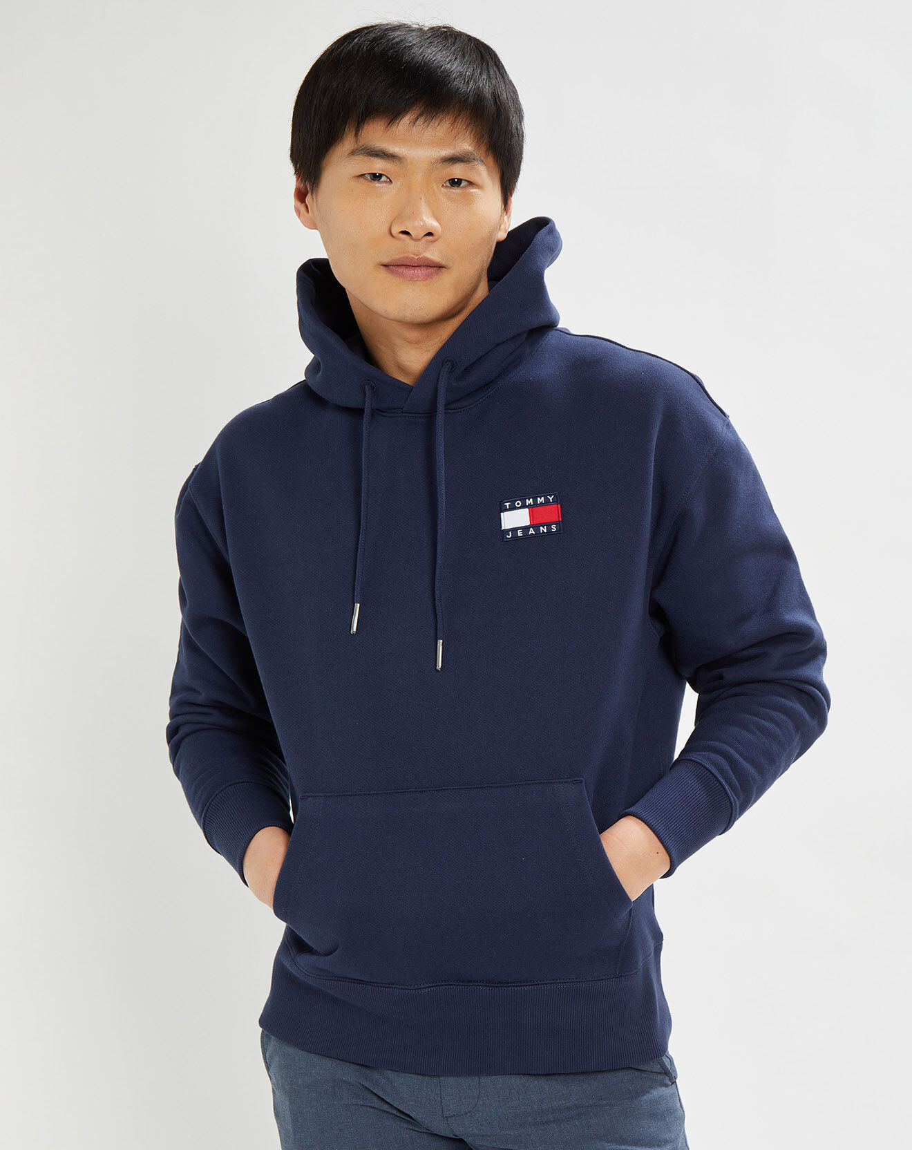Tommy Jeans Sweat 100% Coton Bio à capuche badge bleu marine