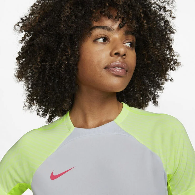 Nike Dri Fit Strike T Shirt Grå