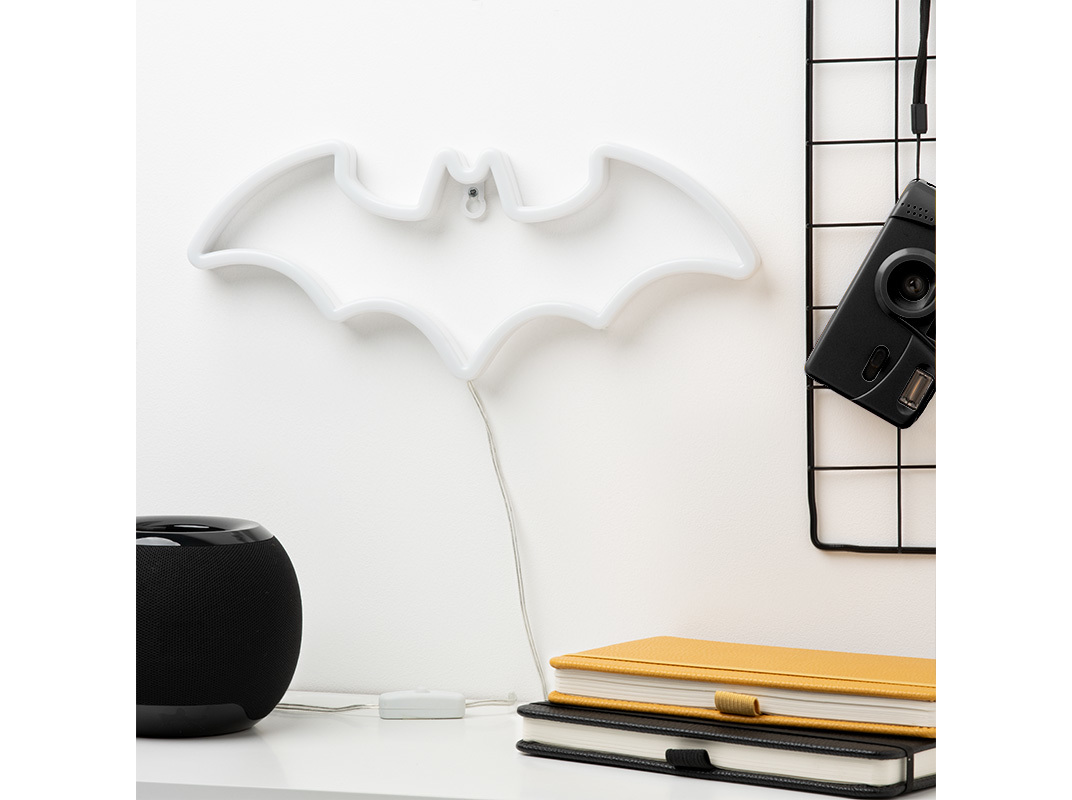 CANDEEIRO LED NEON BATMAN