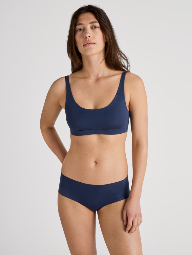 CALIDA Panty »Natural Skin«, mit hüftiger Schnitt, seidig weich, atmungsaktiv, elastisch
