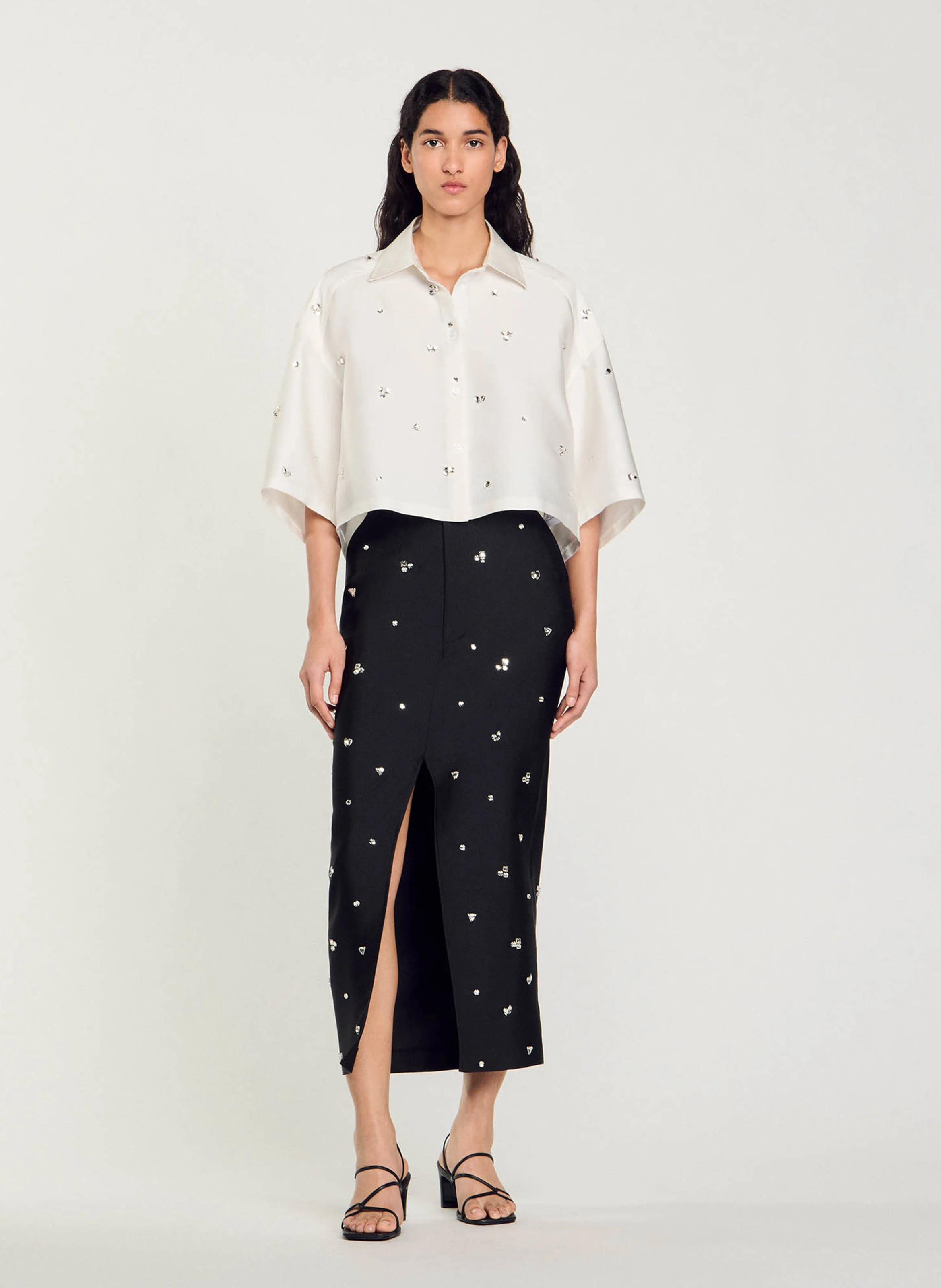 Chemise courte satinée à bijoux | Blanc