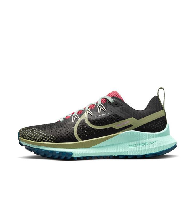 Nike Women React Pegasus Trail 4 Trailrunningschoenen