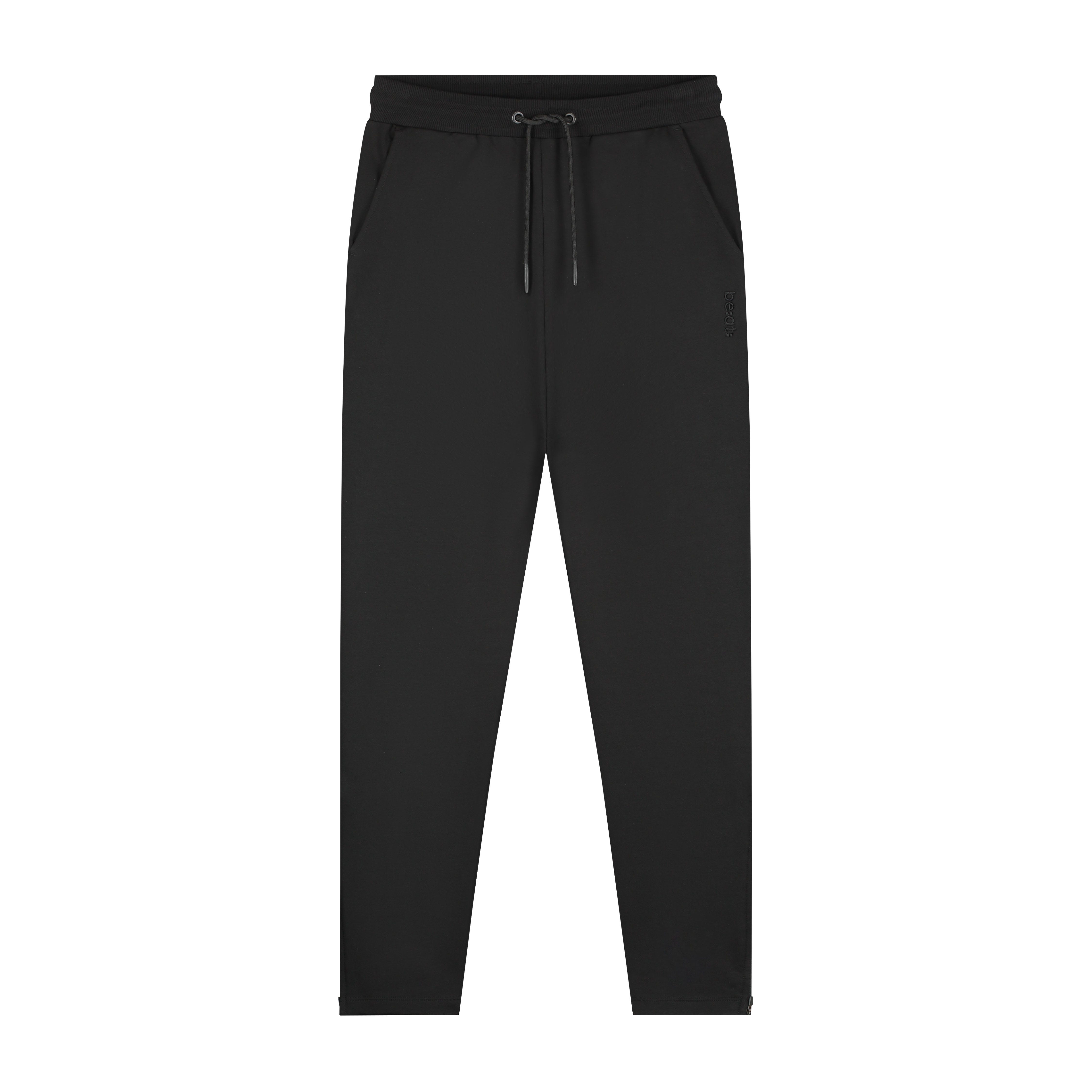 be:at:  Danny Sweatpants