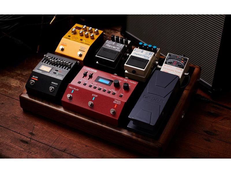 BOSS Pedal RC-500 Kraftpaket auf zwei Spuren