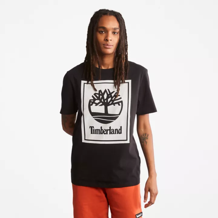 Camiseta unissex com logo Stack na cor preta.