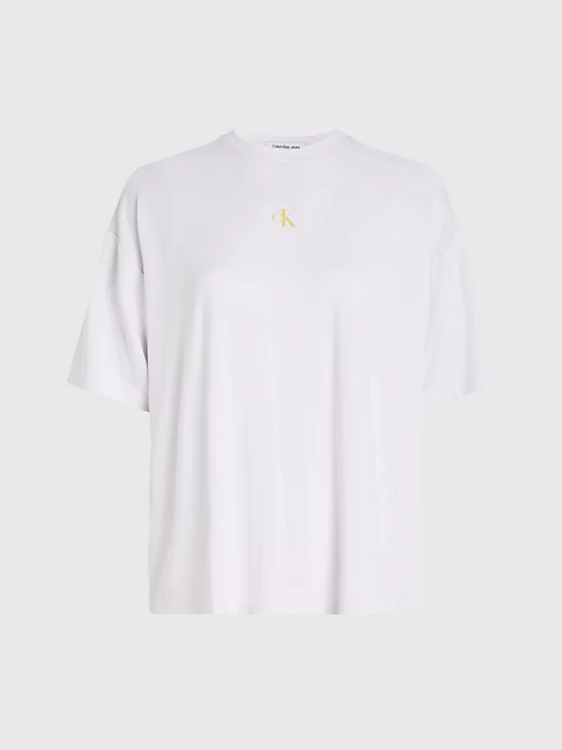 Camiseta oversized com logo nas costas
