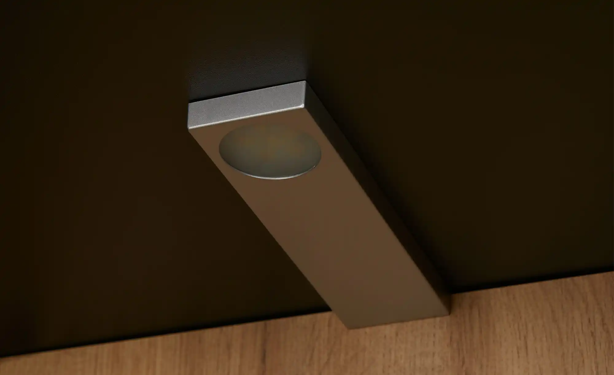 LED-Unterbauspot Light Line 10
