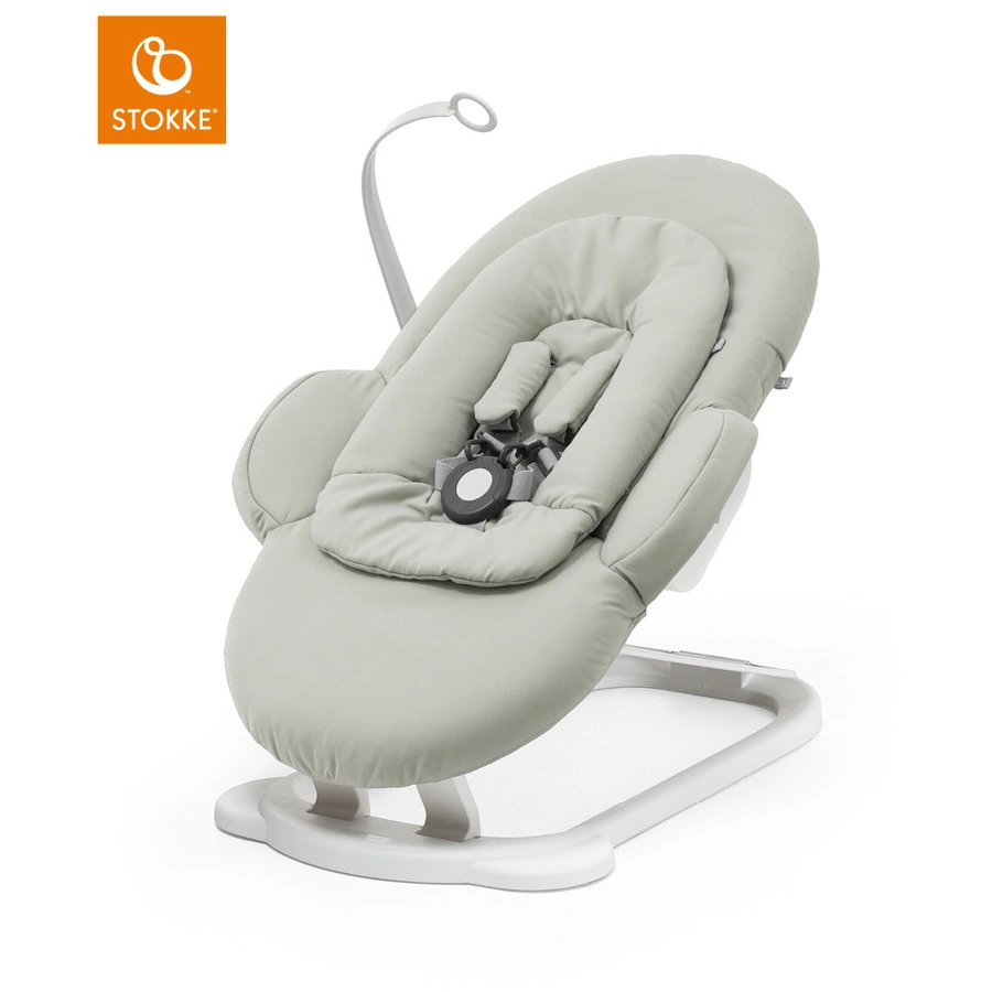 STOKKE® Steps™ Babywippe Soft Sage  White Chassis