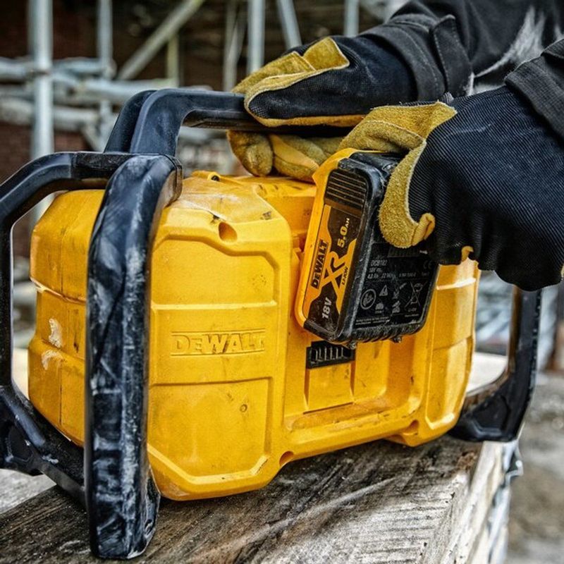 DEWALT DCR029 ACCU BOUWRADIO 12V - 18V - BLUETOOTH - DAB+
