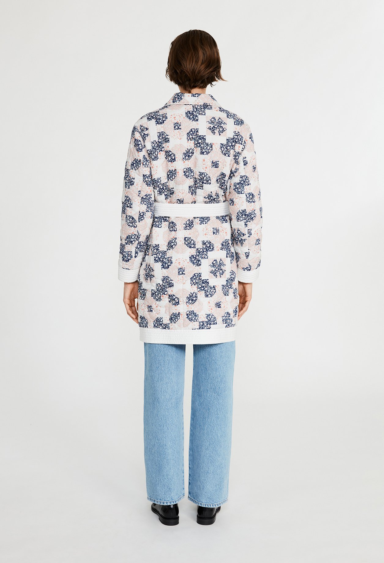 Manteau matelasse &agrave; motifs patchwork