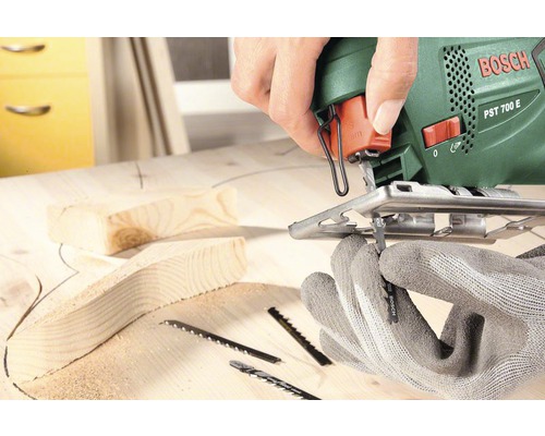 Bosch PST 700 E decoupeerzaag