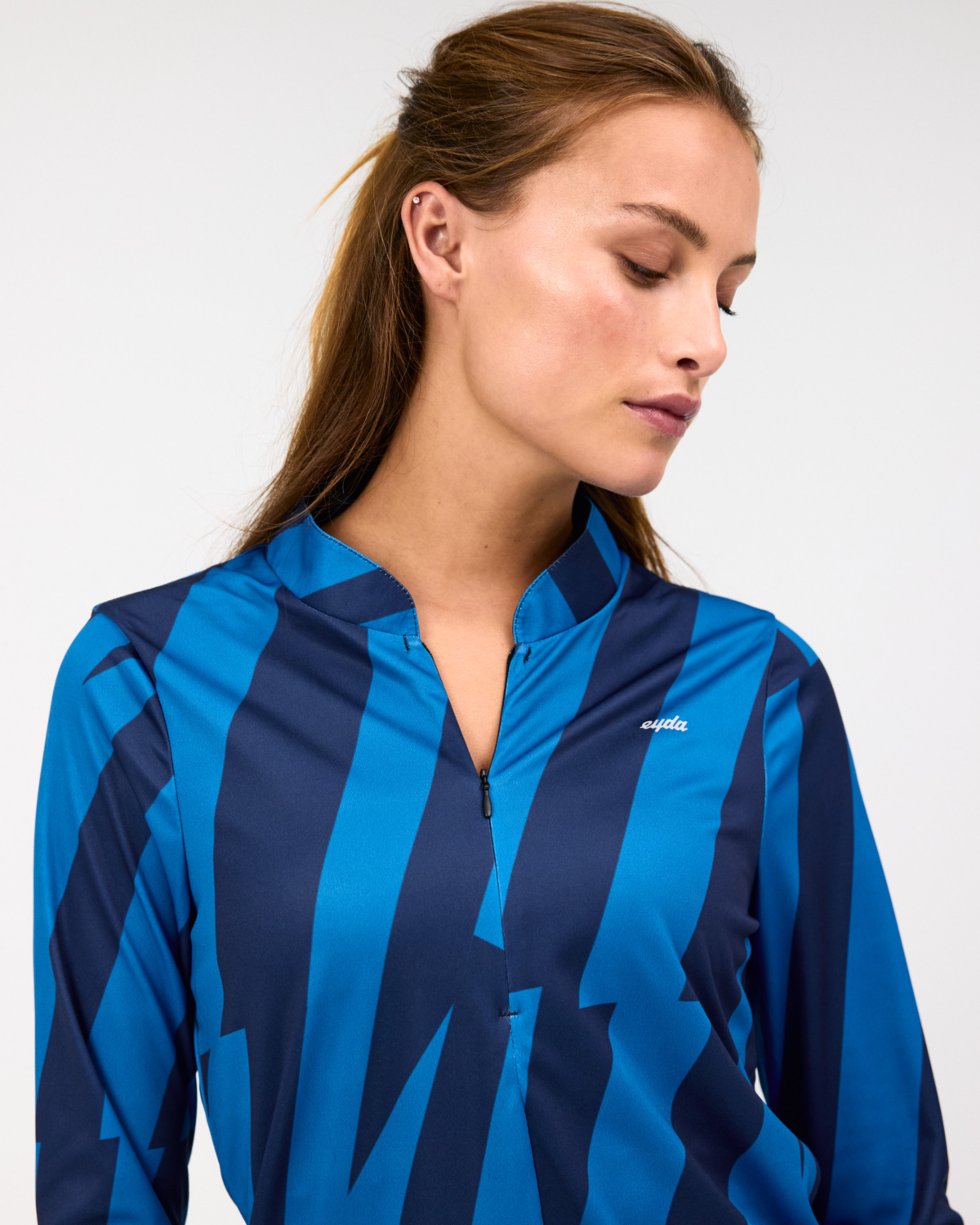 Eyda Alexine Long Sleeve Blue Graphic