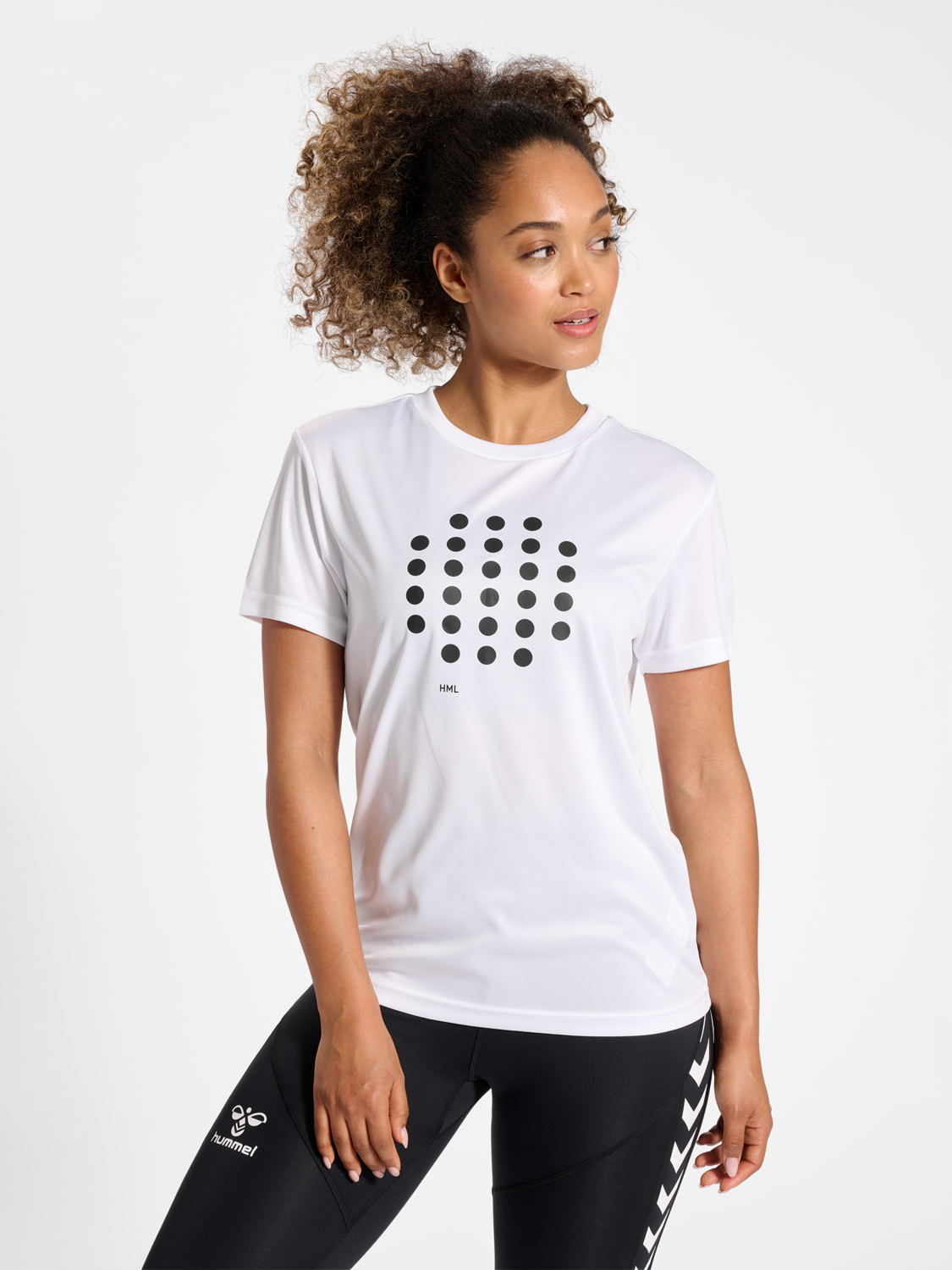 hmlCOURT T-SHIRT S/S WOMAN