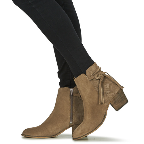 Betty London - ANDREA - Taupe