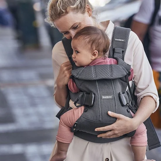 Porte-bébé One Air   Anthracite Mesh 3D        de               BabyBjörn