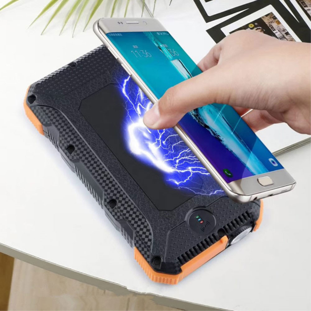 USB C (PD) Powerbank 18W Outdoor Solar Qi Wireless Quick Charge 20000mAh Taschenlampe (Spritzwassergeschützt) - Rot / Schwarz