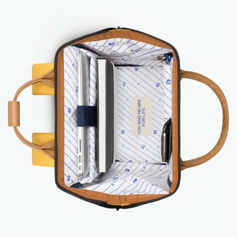 Sac à dos Adventurer Medium 23 litres + 2 grandes pochettes Guadalupe