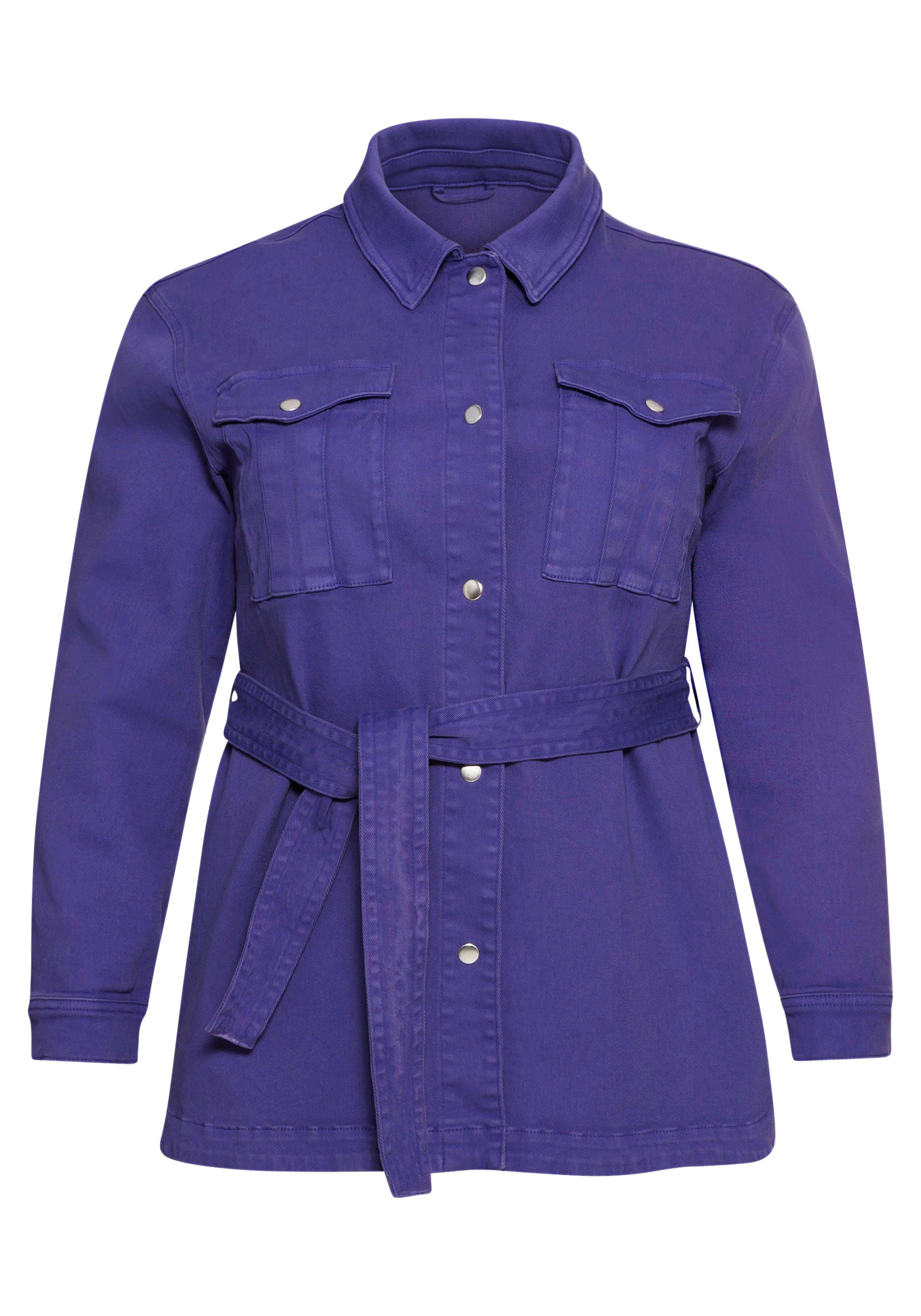Jeansjacke im Hemdblusen-Stil, mit Bindegürtel