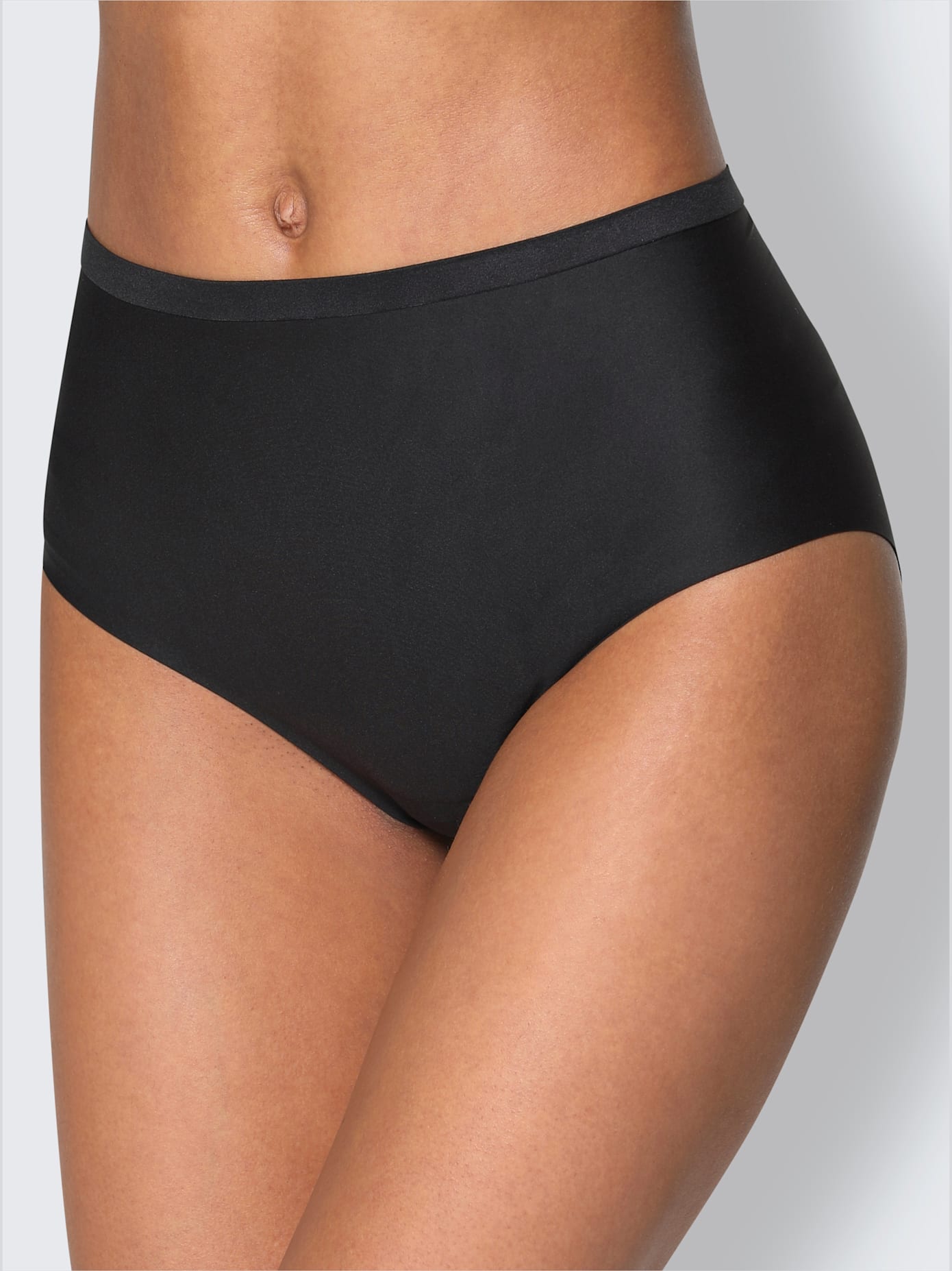 Slip gainant effet moulant