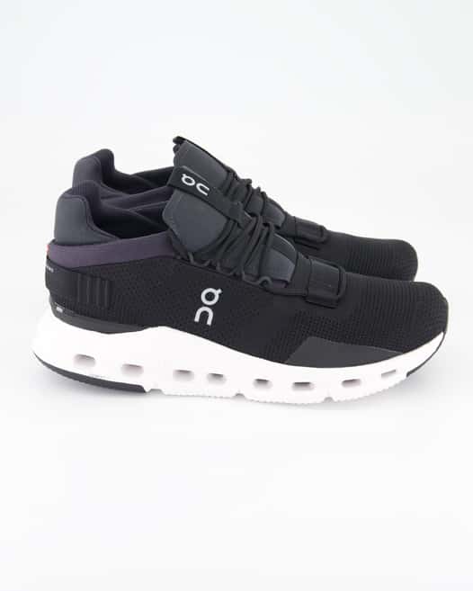 ON Running Cloudnova Sportschuhe in Schwarz