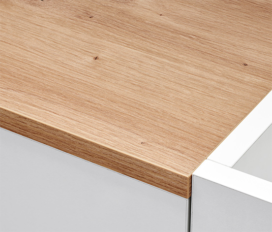 Highboard auf Rollen