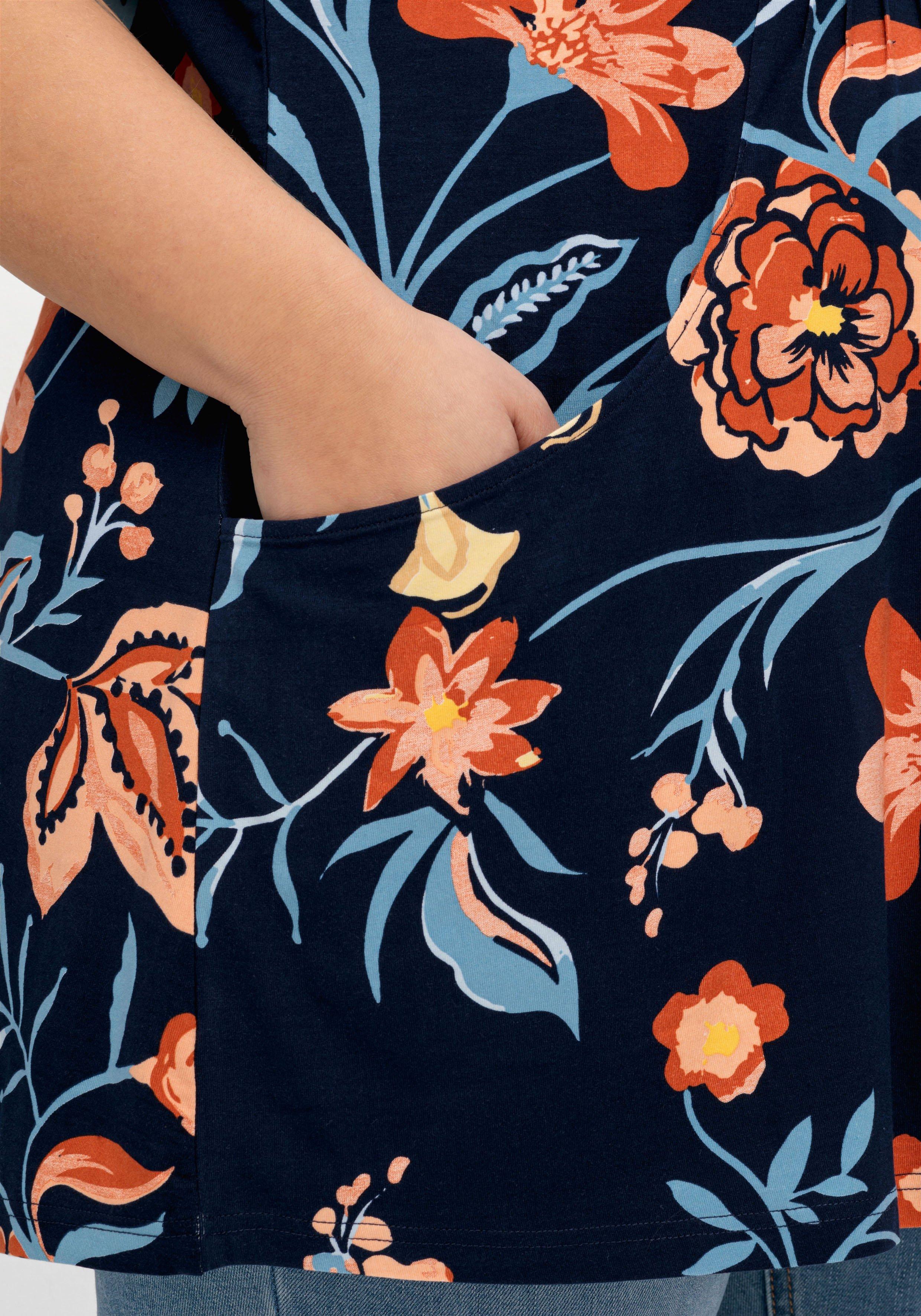 Longshirt mit Blumendruck, in leichter A-Linie