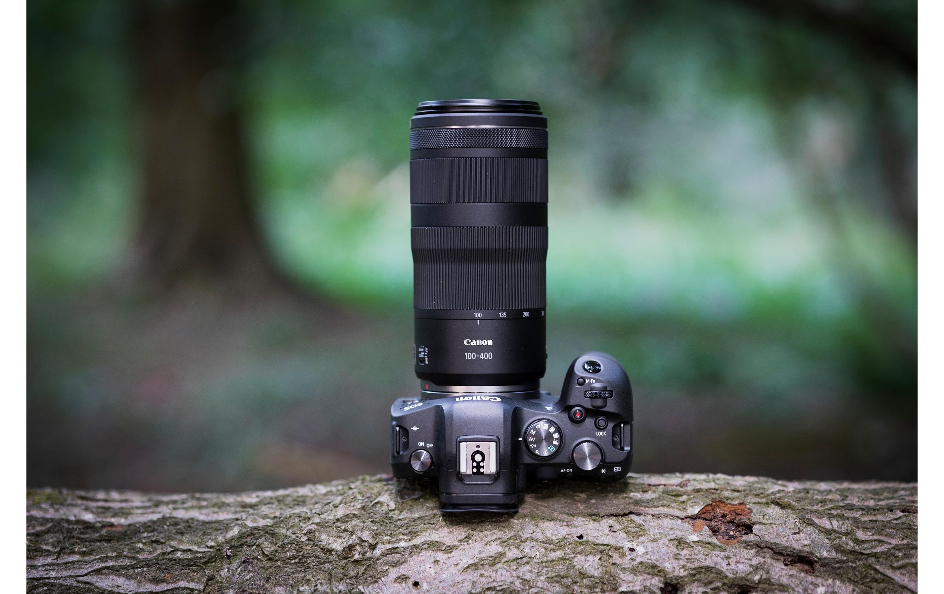 Zoomobjektiv RF 100-400 mm F/5.6-8.0 IS USM Canon RF<br>Leichtes, kompaktes Supertelezoom-Objektiv