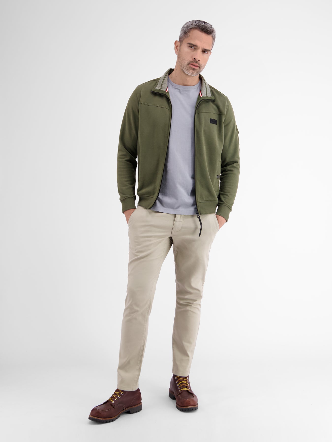 Sweatjacke in weicher Qualität
