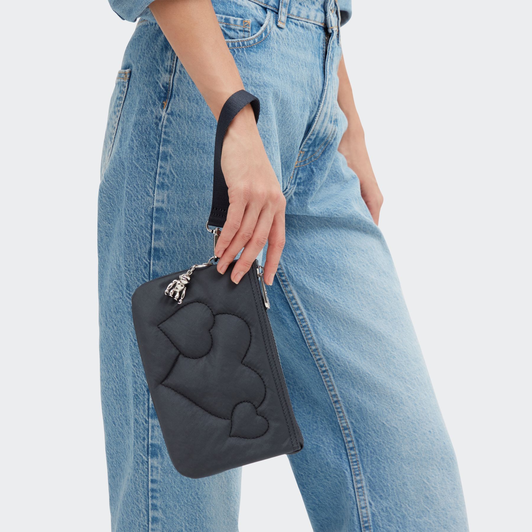 CREATIVITY XL Très grande pochette multifonction avec 3 poches - Multi Heart Puff