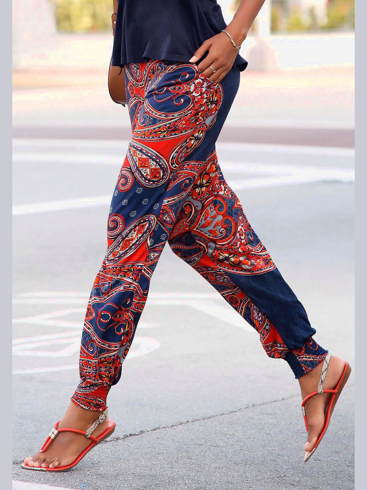 Pantalon de plage pantalon en tissu léger avec imprimé ethnique