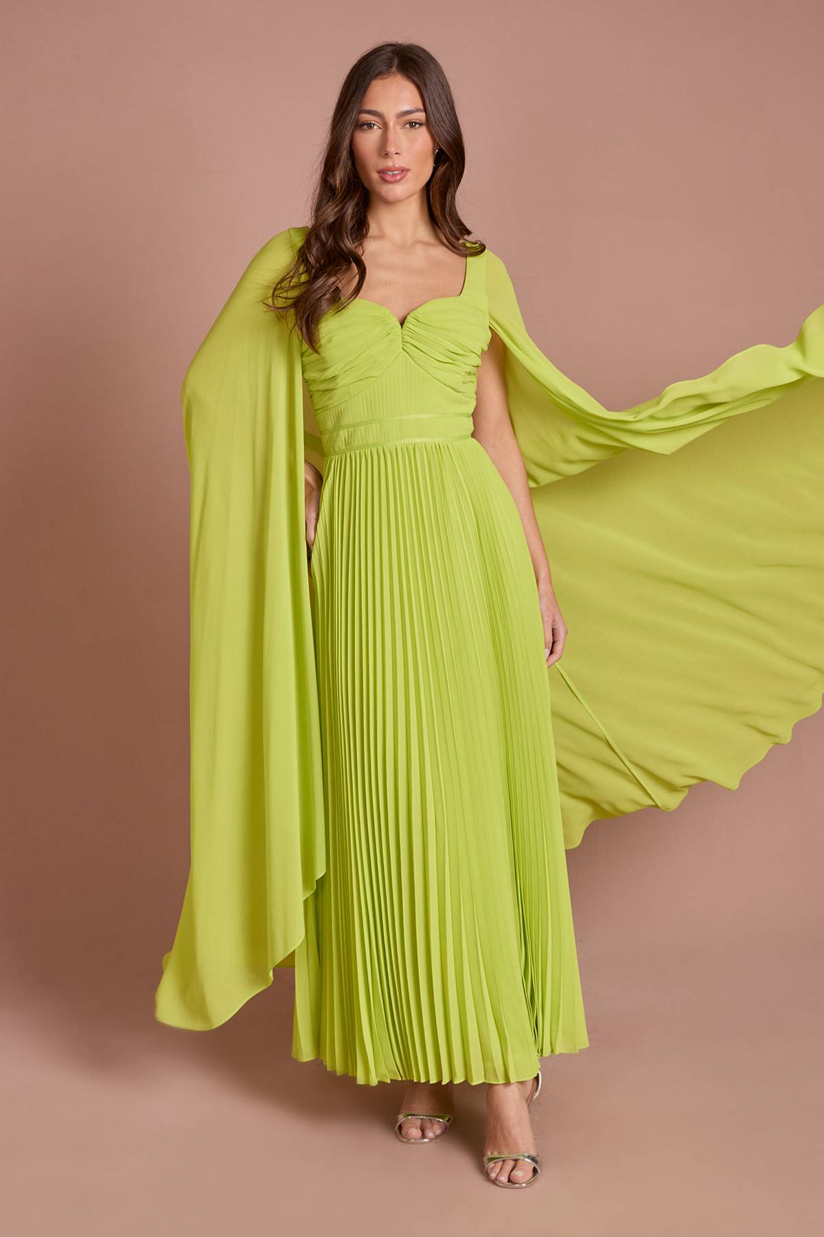 Coast Robe Longue Plissée À Encolure Cœur Et Manches Cape