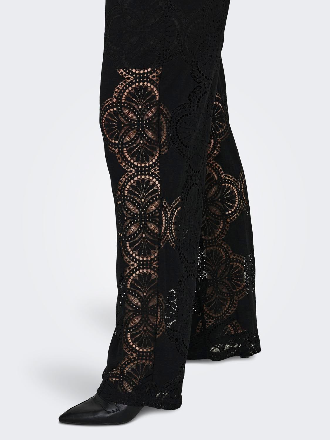 CARCABANNA Mittlere Taille Normal geschnitten Hose Black