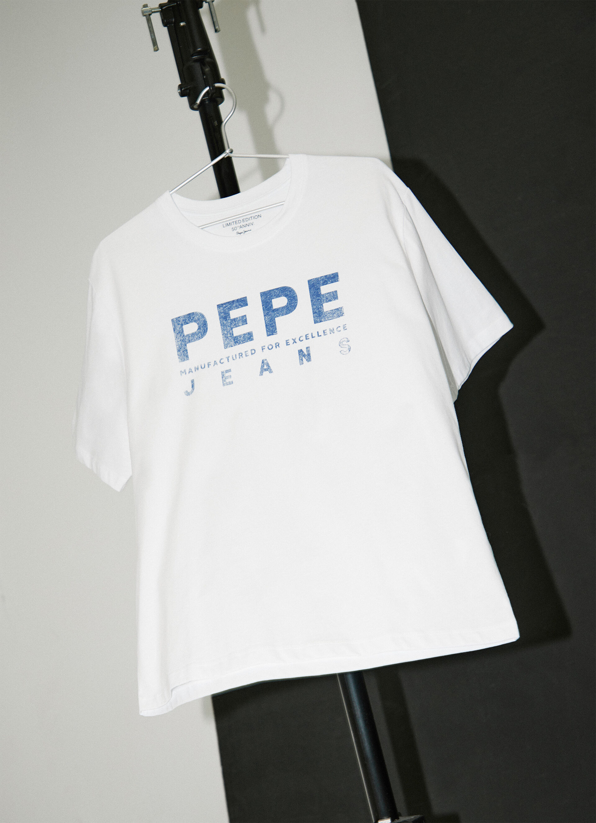 CAMISETA HERITAGE EDIÇÃO LIMITADA - branca
